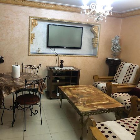 شقة توجد وسط مدينة طنجة و تتوفر على كامل التجهيزات الضرورية خاصةبالعائلات 外观 照片