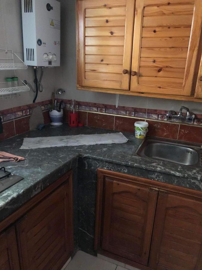 شقة توجد وسط مدينة طنجة و تتوفر على كامل التجهيزات الضرورية خاصةبالعائلات 外观 照片